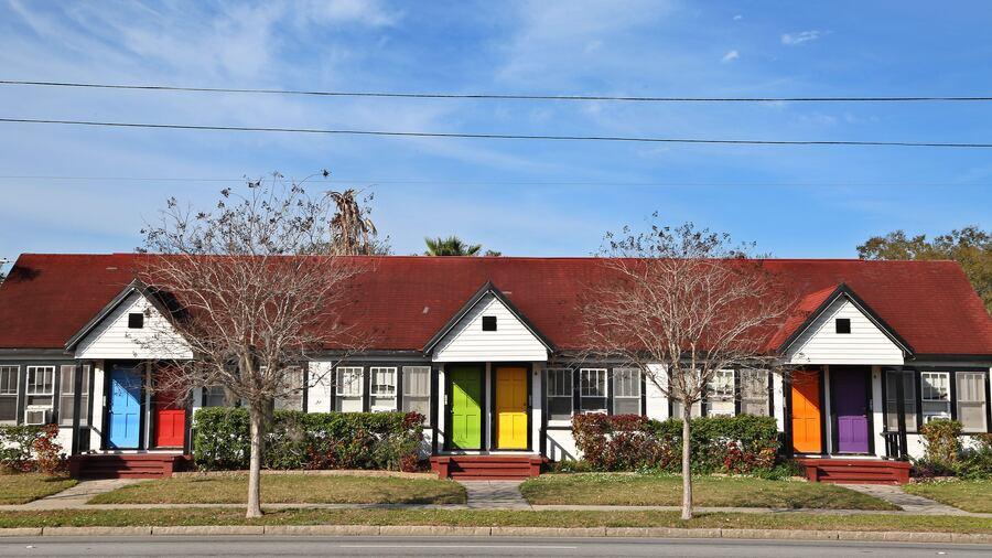 Former Holiday Motel