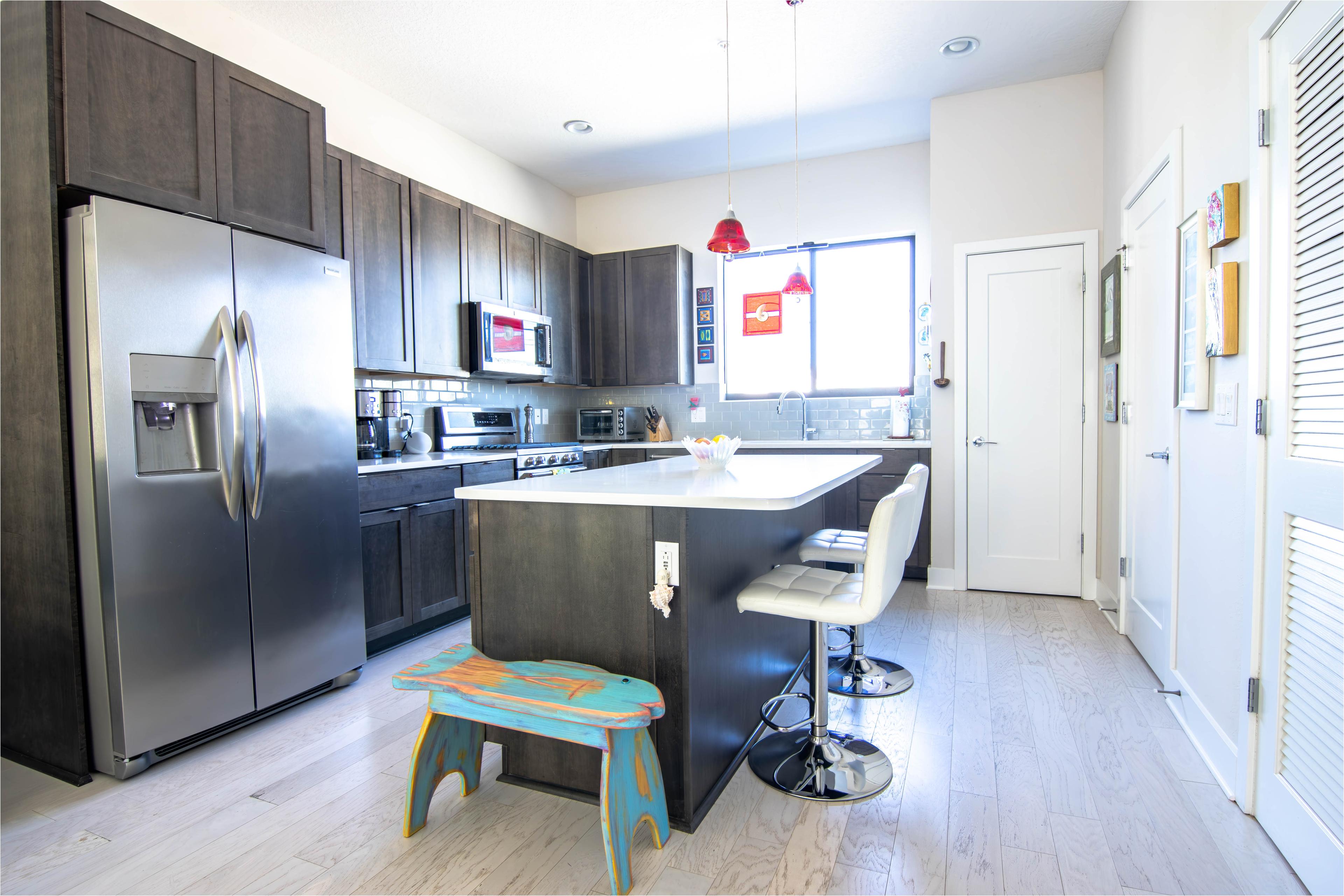 923 Arlington